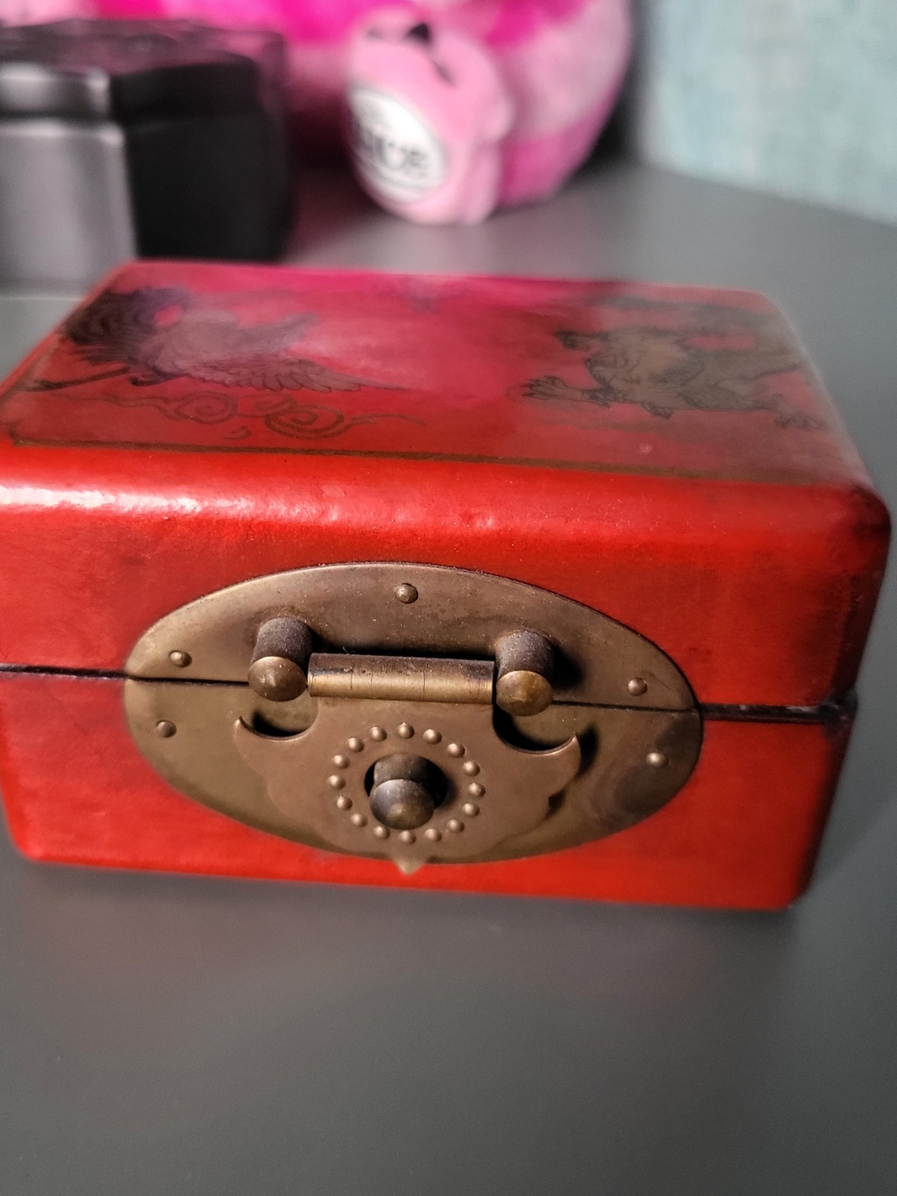 Red Lacquer Decorative Box - Dominoes -